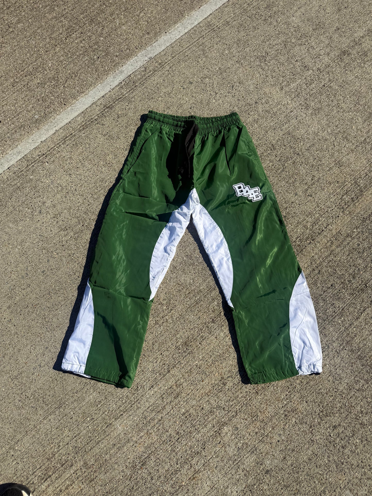 B4E TRACK PANT — FOREST